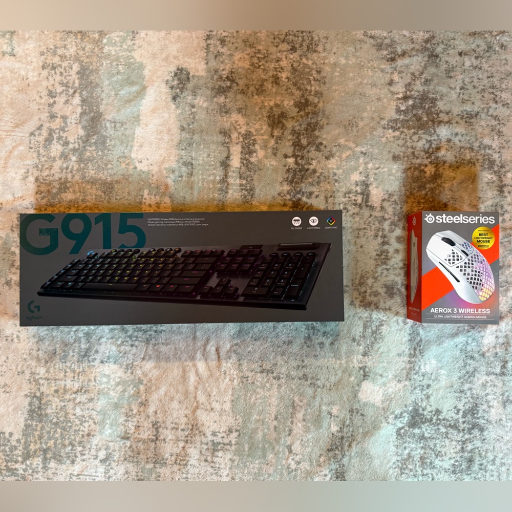 Logitech G915 Wireless Mechanical Keyboard - Black